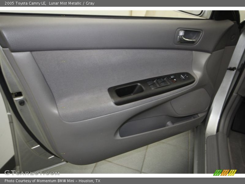 Lunar Mist Metallic / Gray 2005 Toyota Camry LE