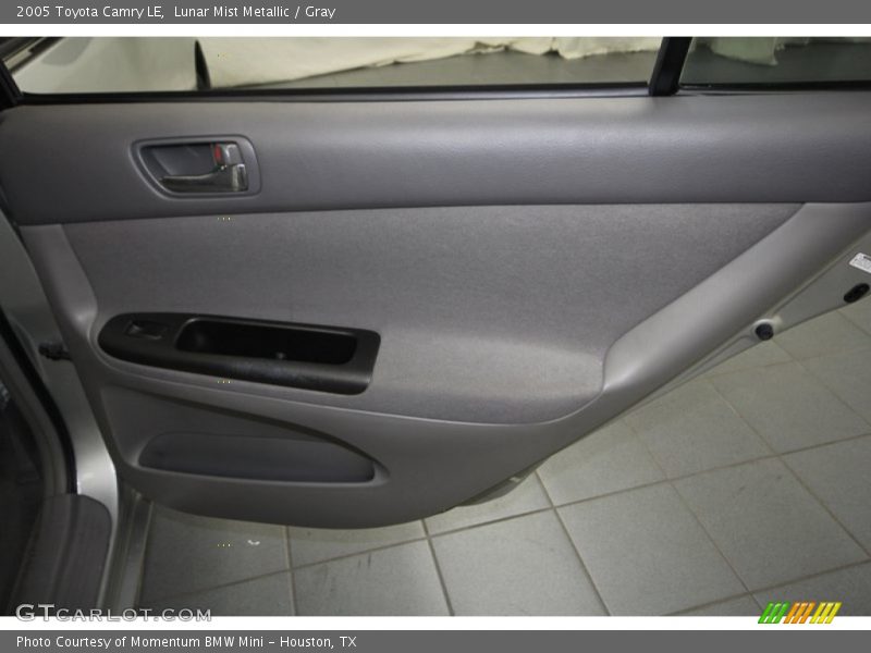 Lunar Mist Metallic / Gray 2005 Toyota Camry LE