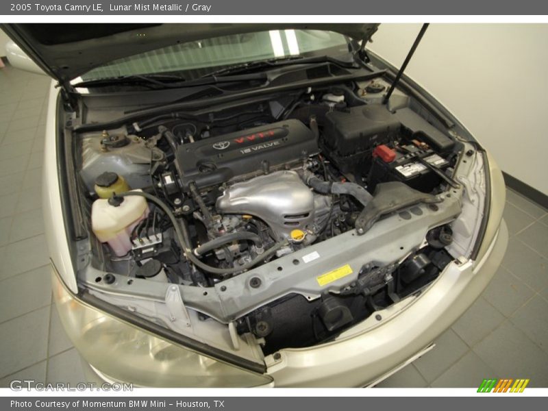 Lunar Mist Metallic / Gray 2005 Toyota Camry LE