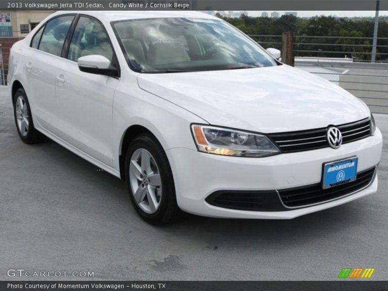 Candy White / Cornsilk Beige 2013 Volkswagen Jetta TDI Sedan