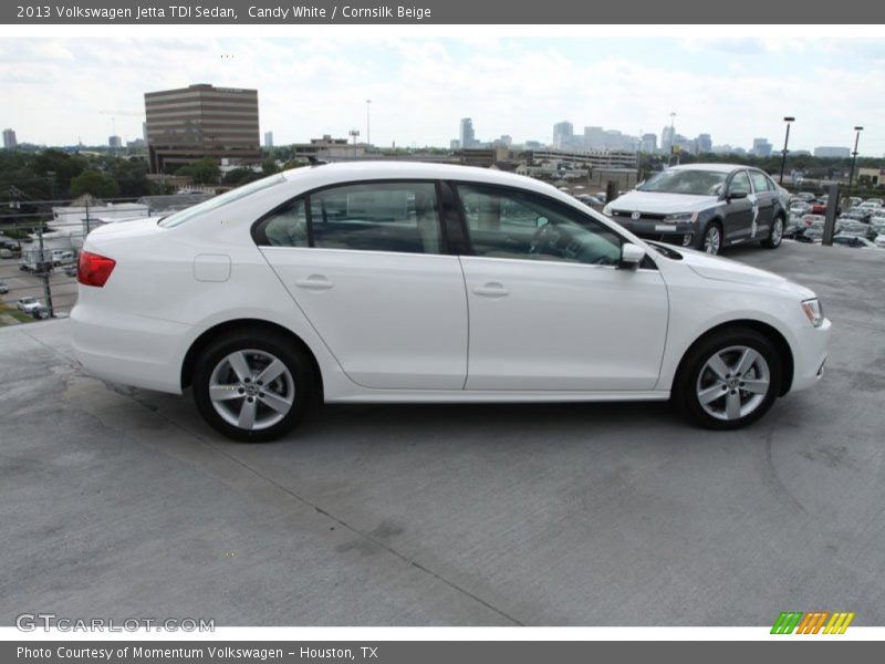 Candy White / Cornsilk Beige 2013 Volkswagen Jetta TDI Sedan