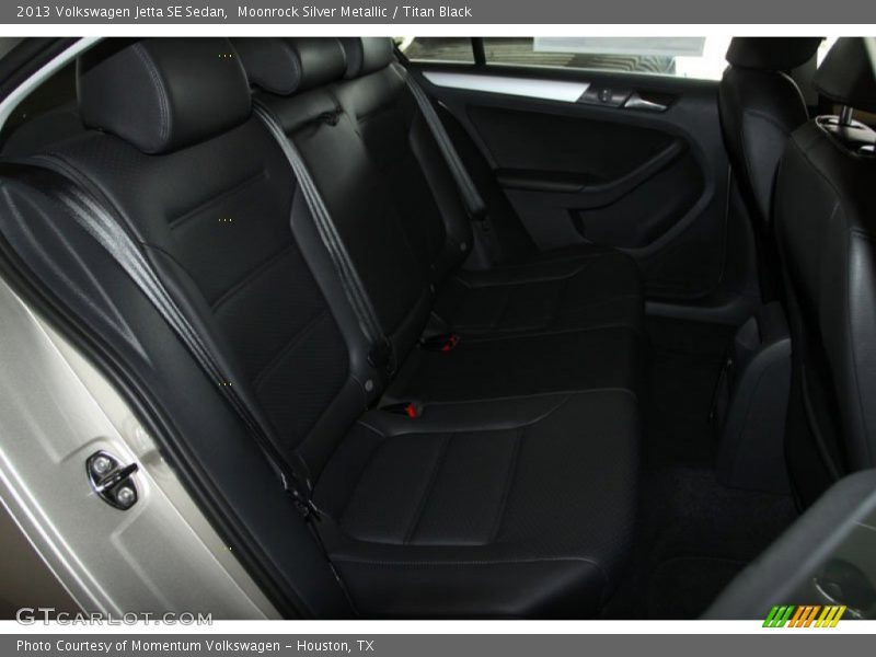 Moonrock Silver Metallic / Titan Black 2013 Volkswagen Jetta SE Sedan