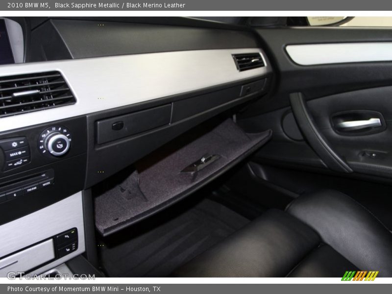 Black Sapphire Metallic / Black Merino Leather 2010 BMW M5