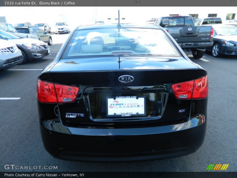 Ebony Black / Coffee 2010 Kia Forte EX