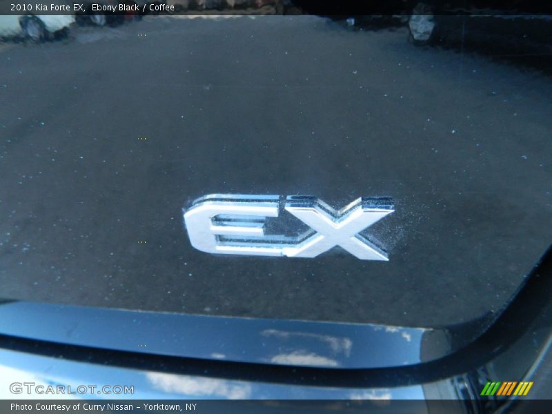 Ebony Black / Coffee 2010 Kia Forte EX