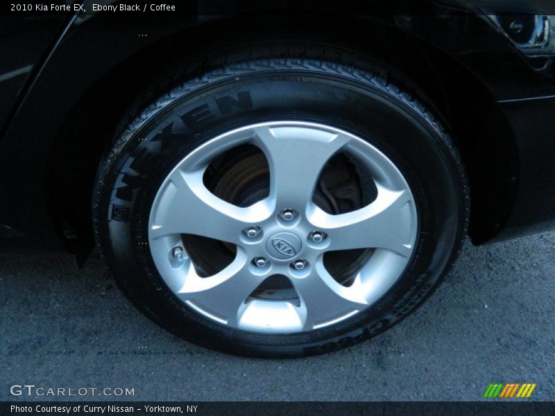 Ebony Black / Coffee 2010 Kia Forte EX