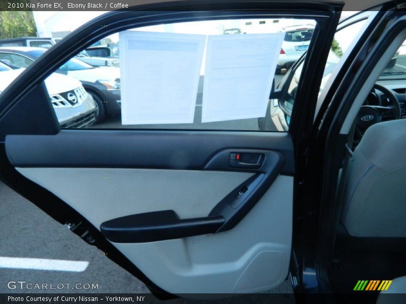 Ebony Black / Coffee 2010 Kia Forte EX