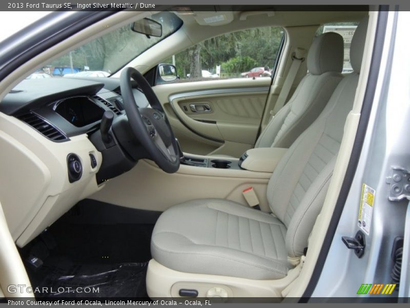  2013 Taurus SE Dune Interior