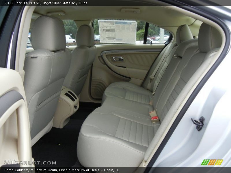  2013 Taurus SE Dune Interior