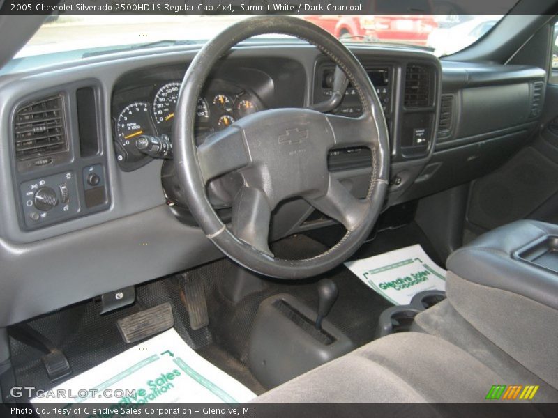 Summit White / Dark Charcoal 2005 Chevrolet Silverado 2500HD LS Regular Cab 4x4