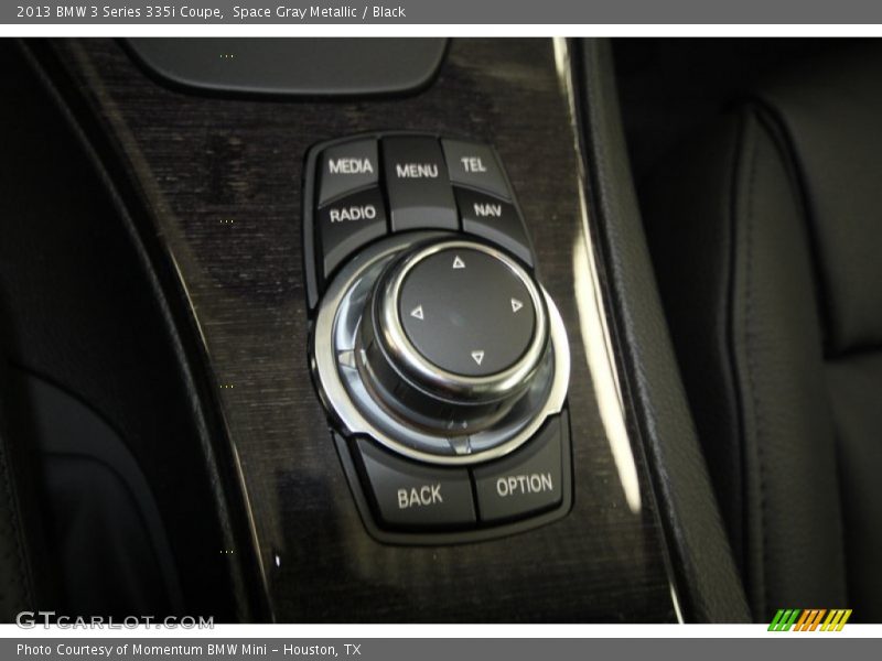 Controls of 2013 3 Series 335i Coupe