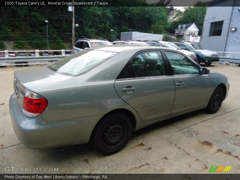 Mineral Green Opalescent / Taupe 2005 Toyota Camry LE