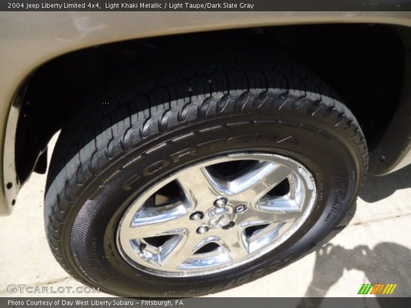 Light Khaki Metallic / Light Taupe/Dark Slate Gray 2004 Jeep Liberty Limited 4x4