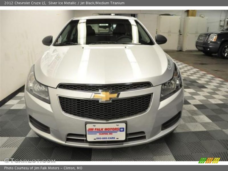 Silver Ice Metallic / Jet Black/Medium Titanium 2012 Chevrolet Cruze LS
