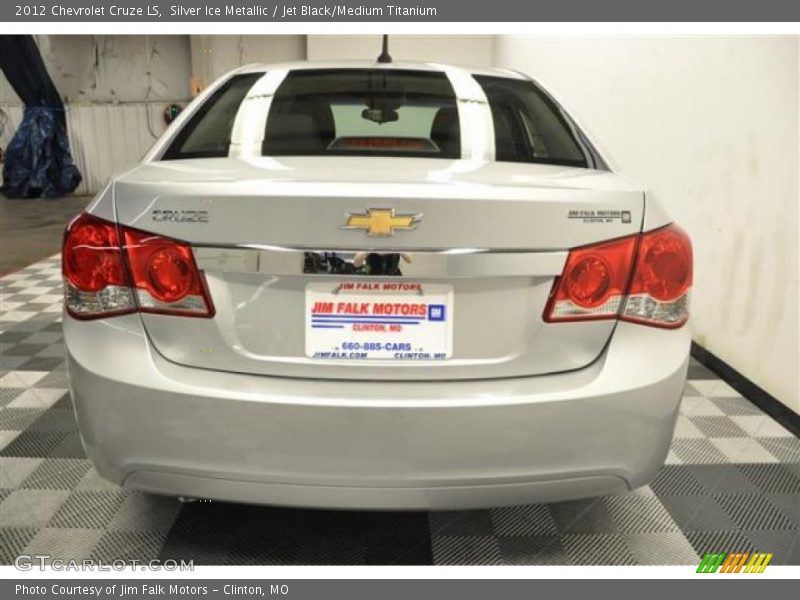 Silver Ice Metallic / Jet Black/Medium Titanium 2012 Chevrolet Cruze LS