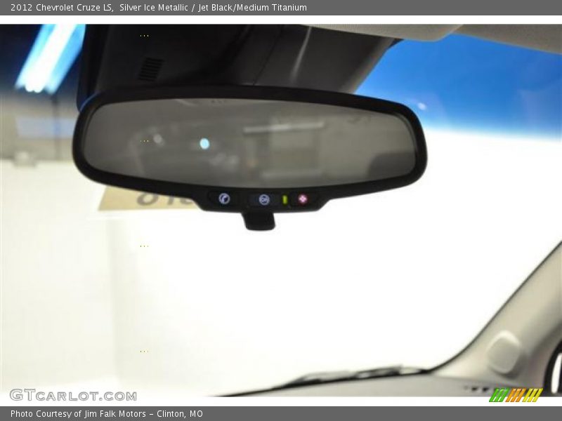 Silver Ice Metallic / Jet Black/Medium Titanium 2012 Chevrolet Cruze LS