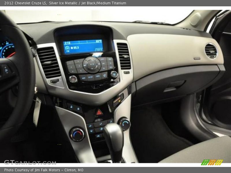 Silver Ice Metallic / Jet Black/Medium Titanium 2012 Chevrolet Cruze LS