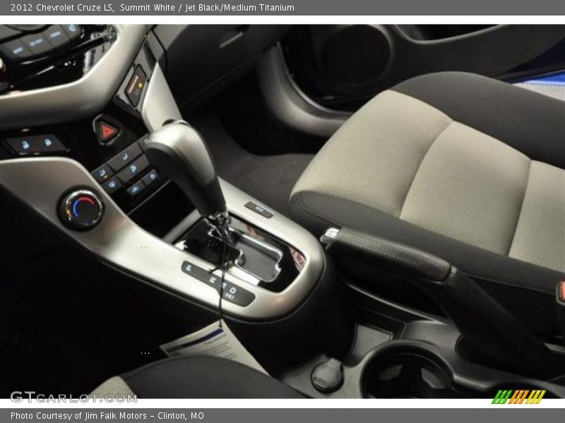 Summit White / Jet Black/Medium Titanium 2012 Chevrolet Cruze LS