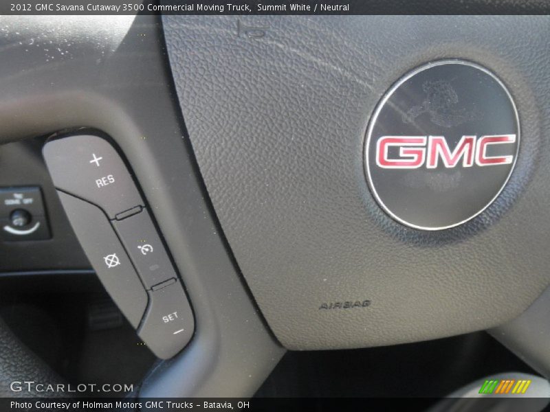 Summit White / Neutral 2012 GMC Savana Cutaway 3500 Commercial Moving Truck