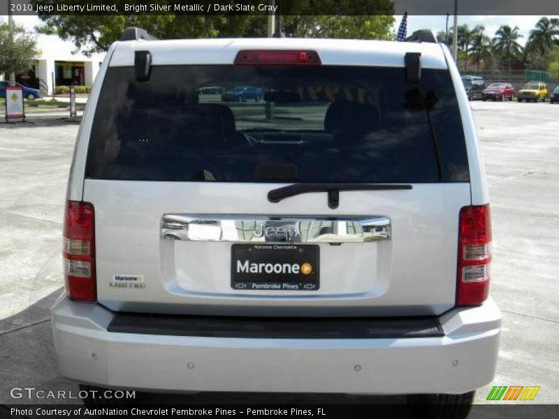 Bright Silver Metallic / Dark Slate Gray 2010 Jeep Liberty Limited