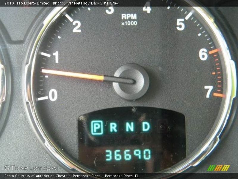 Bright Silver Metallic / Dark Slate Gray 2010 Jeep Liberty Limited