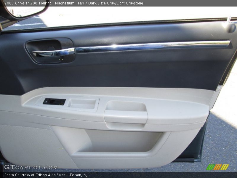 Magnesium Pearl / Dark Slate Gray/Light Graystone 2005 Chrysler 300 Touring