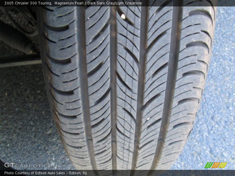 Magnesium Pearl / Dark Slate Gray/Light Graystone 2005 Chrysler 300 Touring