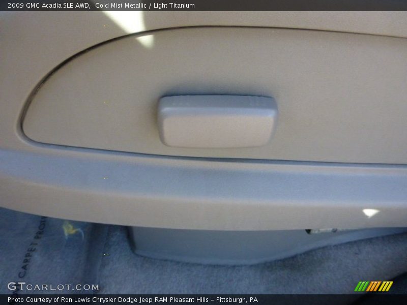 Gold Mist Metallic / Light Titanium 2009 GMC Acadia SLE AWD