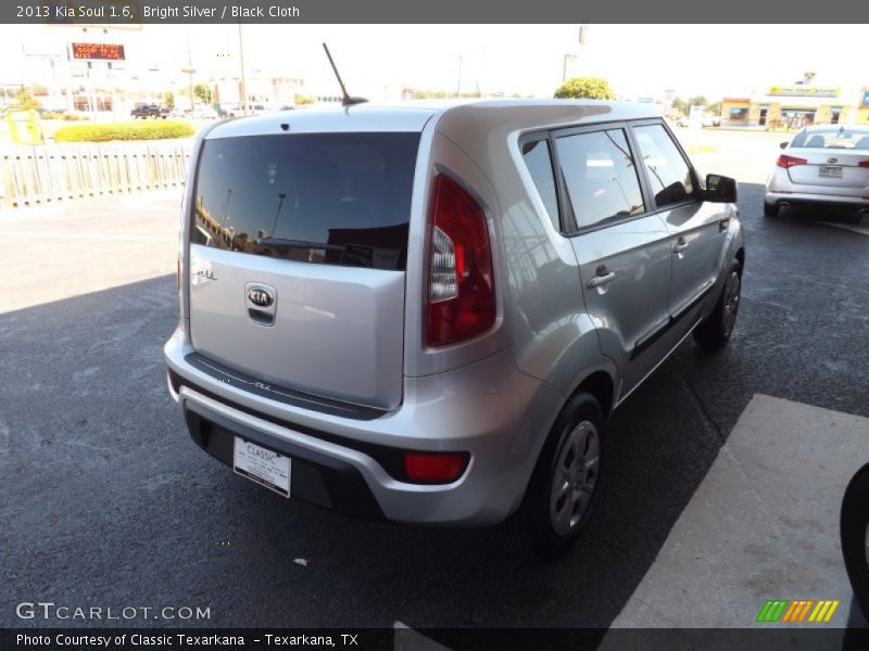 Bright Silver / Black Cloth 2013 Kia Soul 1.6