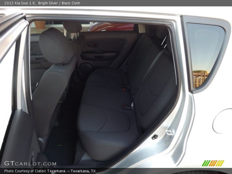 Bright Silver / Black Cloth 2013 Kia Soul 1.6