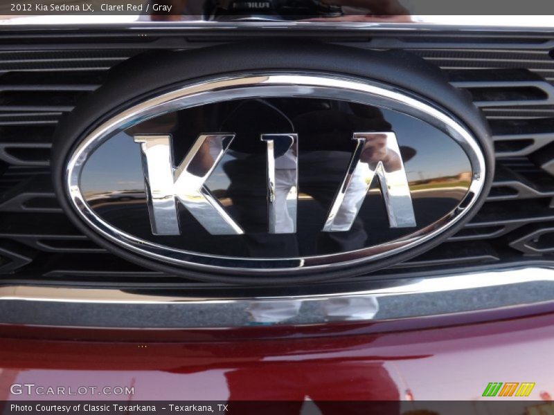 Claret Red / Gray 2012 Kia Sedona LX