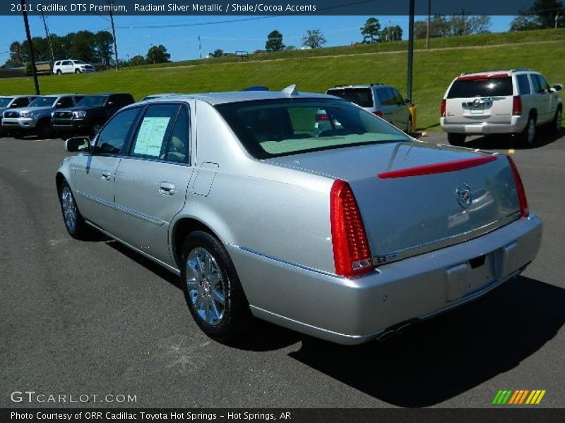 Radiant Silver Metallic / Shale/Cocoa Accents 2011 Cadillac DTS Premium