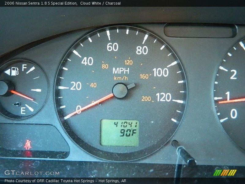 Cloud White / Charcoal 2006 Nissan Sentra 1.8 S Special Edition