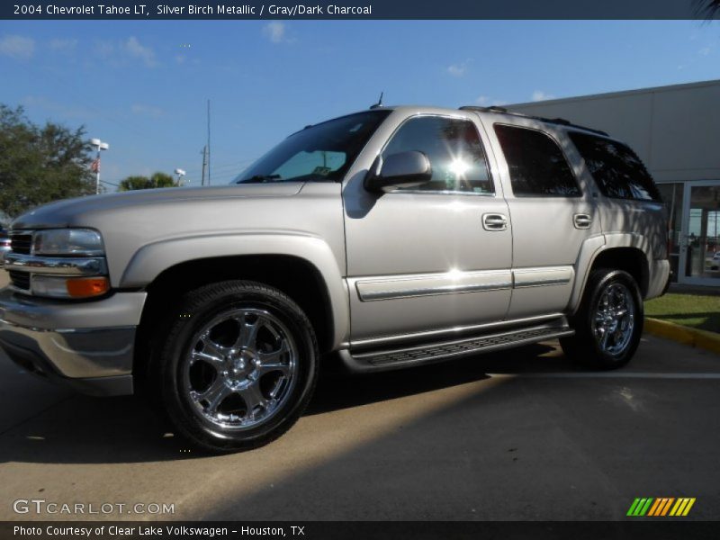 Silver Birch Metallic / Gray/Dark Charcoal 2004 Chevrolet Tahoe LT