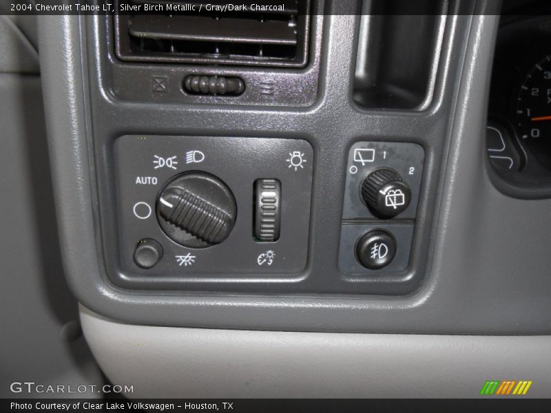 Silver Birch Metallic / Gray/Dark Charcoal 2004 Chevrolet Tahoe LT