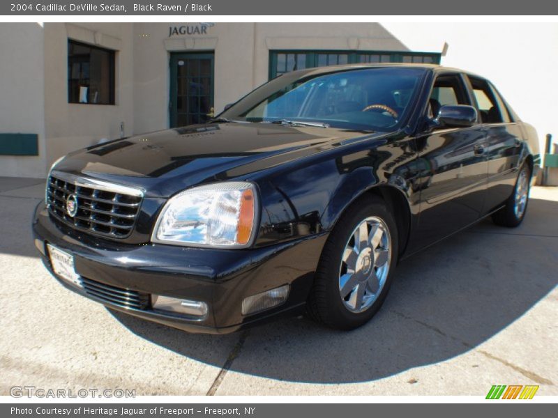 Black Raven / Black 2004 Cadillac DeVille Sedan
