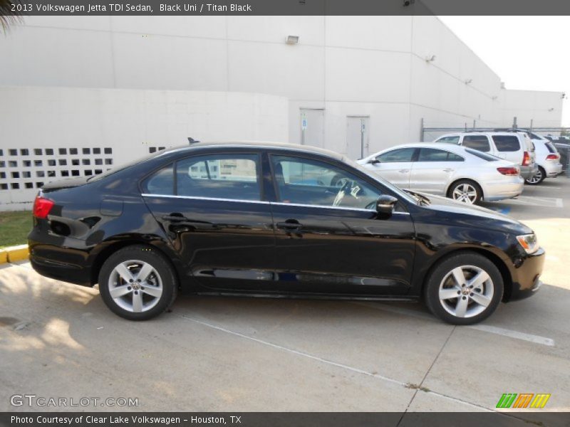 Black Uni / Titan Black 2013 Volkswagen Jetta TDI Sedan