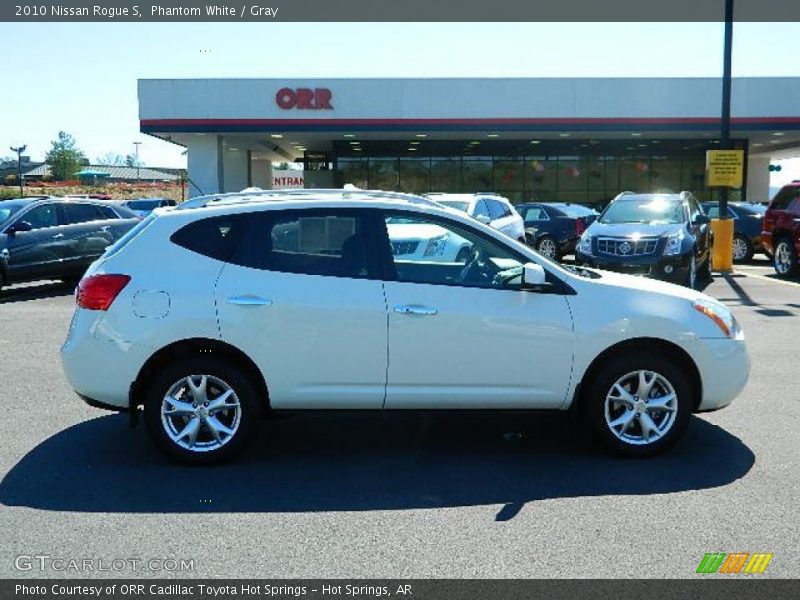 Phantom White / Gray 2010 Nissan Rogue S