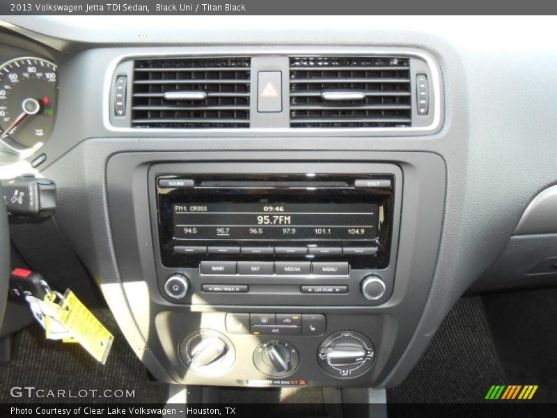 Black Uni / Titan Black 2013 Volkswagen Jetta TDI Sedan