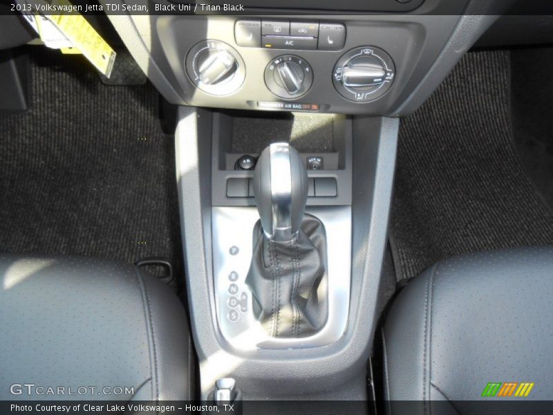 Black Uni / Titan Black 2013 Volkswagen Jetta TDI Sedan