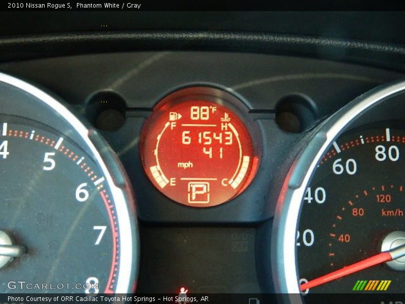 Phantom White / Gray 2010 Nissan Rogue S