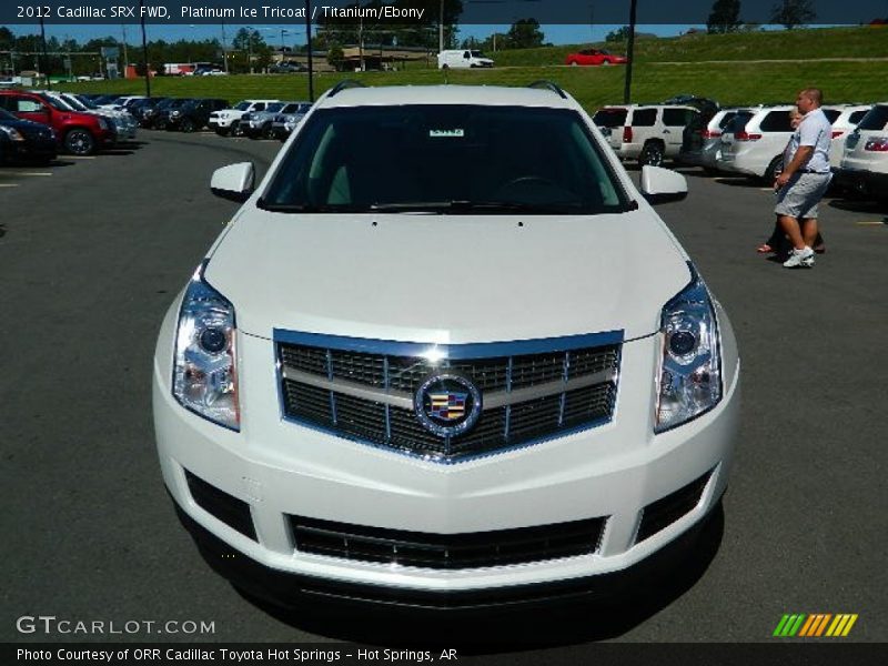 Platinum Ice Tricoat / Titanium/Ebony 2012 Cadillac SRX FWD