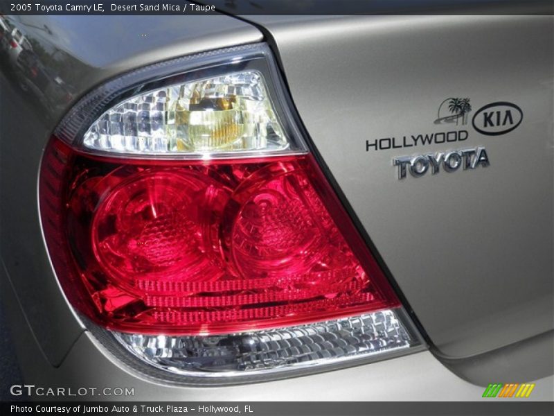 Desert Sand Mica / Taupe 2005 Toyota Camry LE