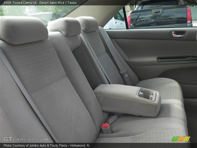 Desert Sand Mica / Taupe 2005 Toyota Camry LE