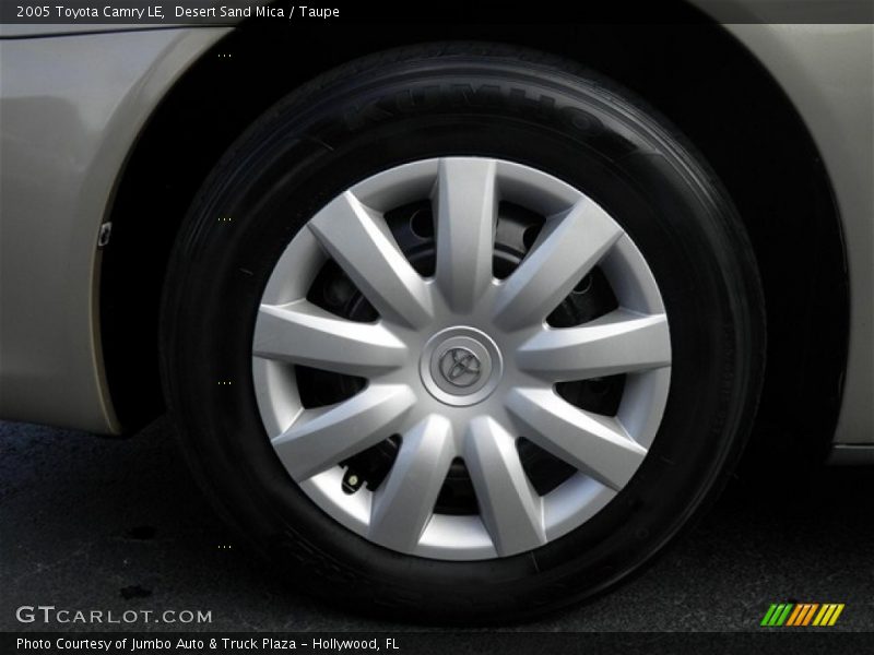 Desert Sand Mica / Taupe 2005 Toyota Camry LE