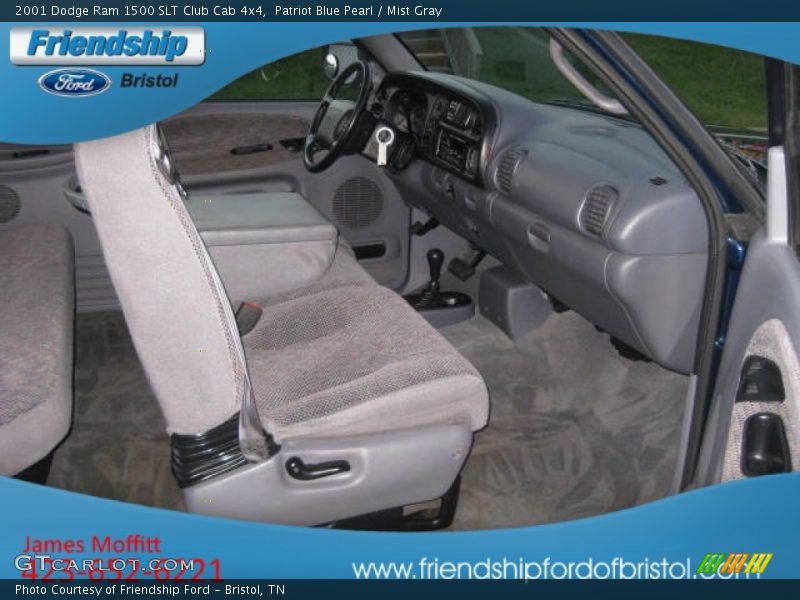 Patriot Blue Pearl / Mist Gray 2001 Dodge Ram 1500 SLT Club Cab 4x4