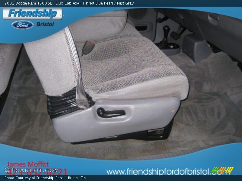 Patriot Blue Pearl / Mist Gray 2001 Dodge Ram 1500 SLT Club Cab 4x4