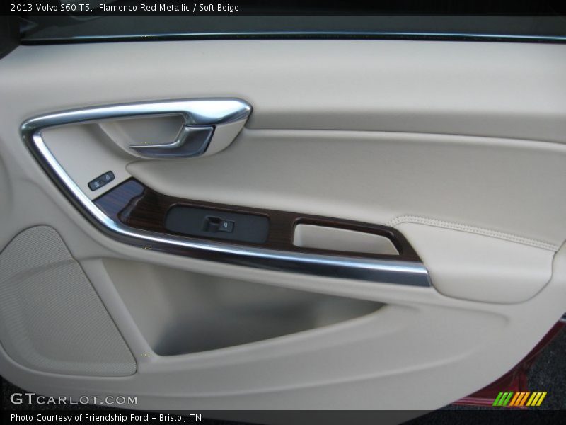 Flamenco Red Metallic / Soft Beige 2013 Volvo S60 T5