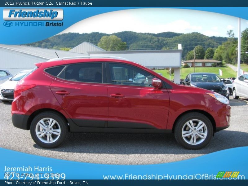 Garnet Red / Taupe 2013 Hyundai Tucson GLS