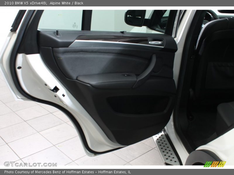 Alpine White / Black 2010 BMW X5 xDrive48i